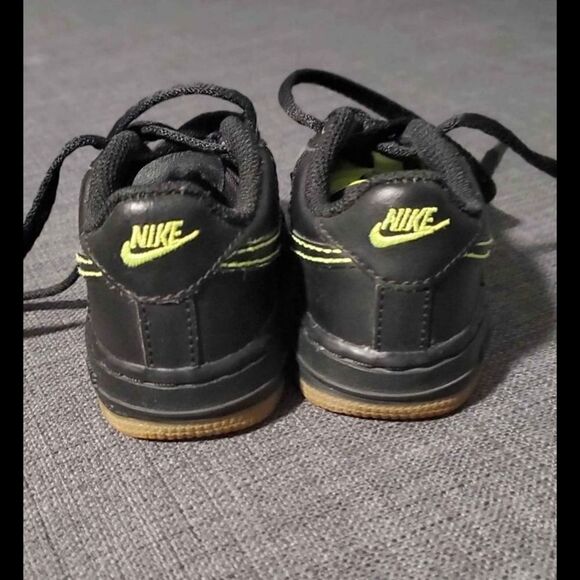 Nike TD Toddler Air Force Black Leather Lime Stitch Gum Soles Shoes Size 5 5c - Picture 4 of 6